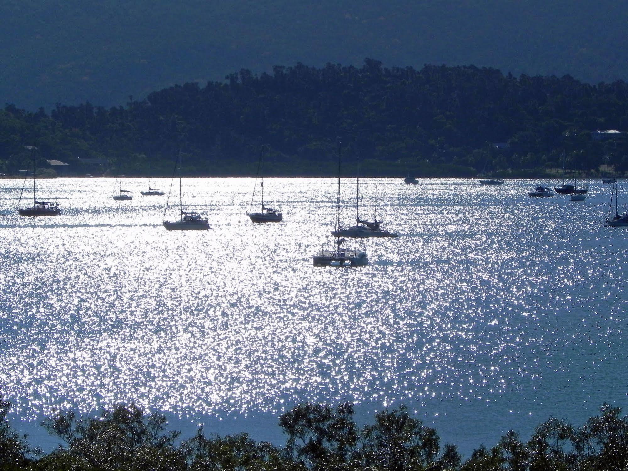 Airlie Waterfront Bed & Breakfast Airlie Beach Eksteriør bilde